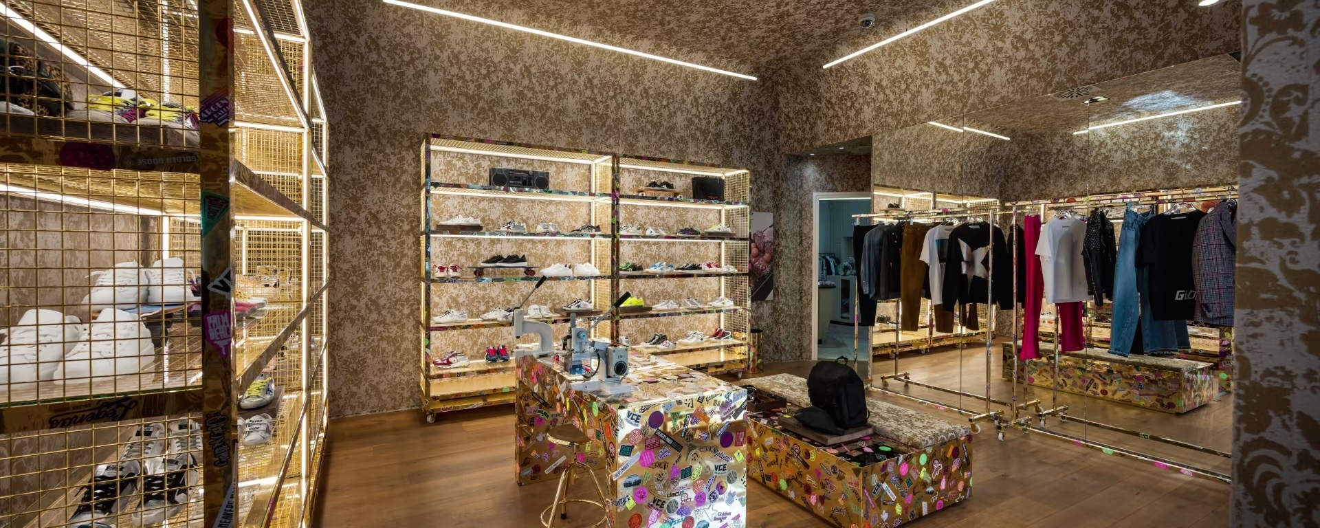 Weiteres Bild von Golden Goose Germany GmbH