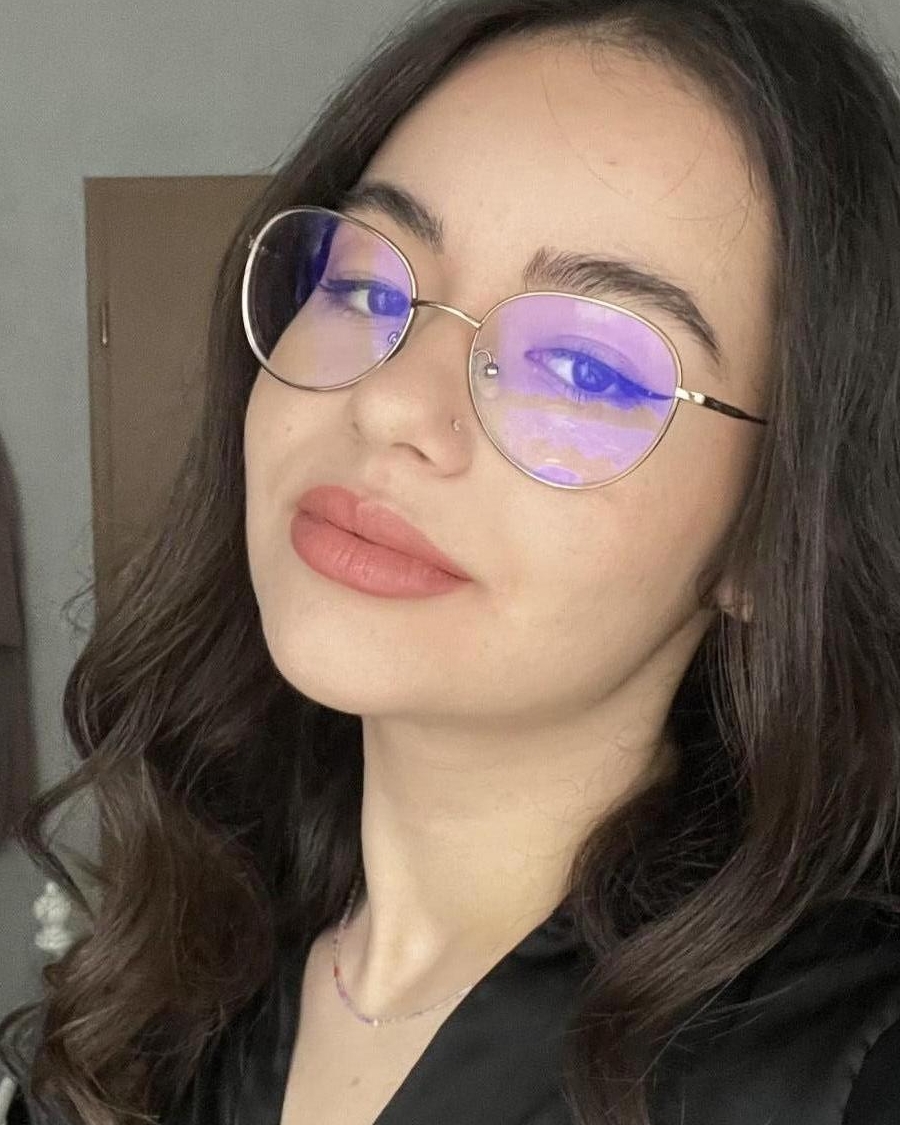 Profilbild von Ravza Nur
