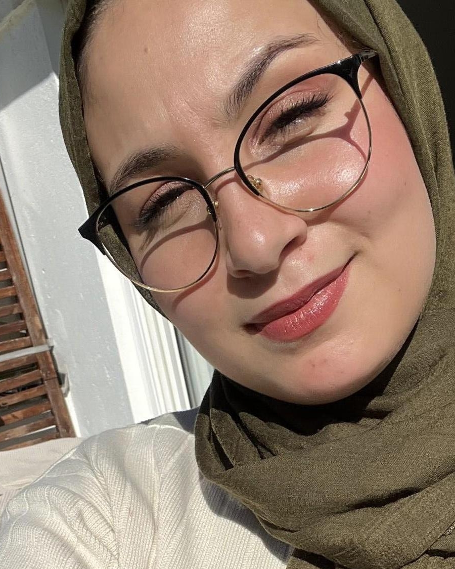 Profilbild von Azza