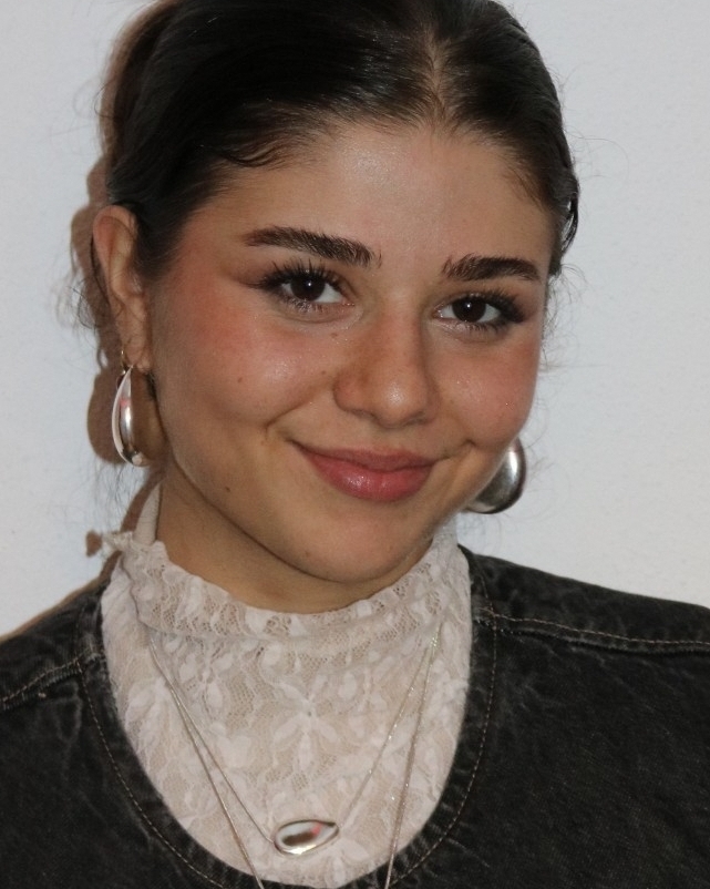 Profilbild von Lara Pari