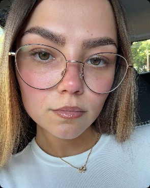 Profilbild von Lia Selina