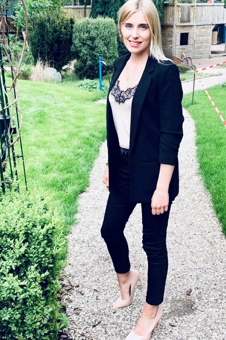 Weiteres Foto von Laura Maria Francis