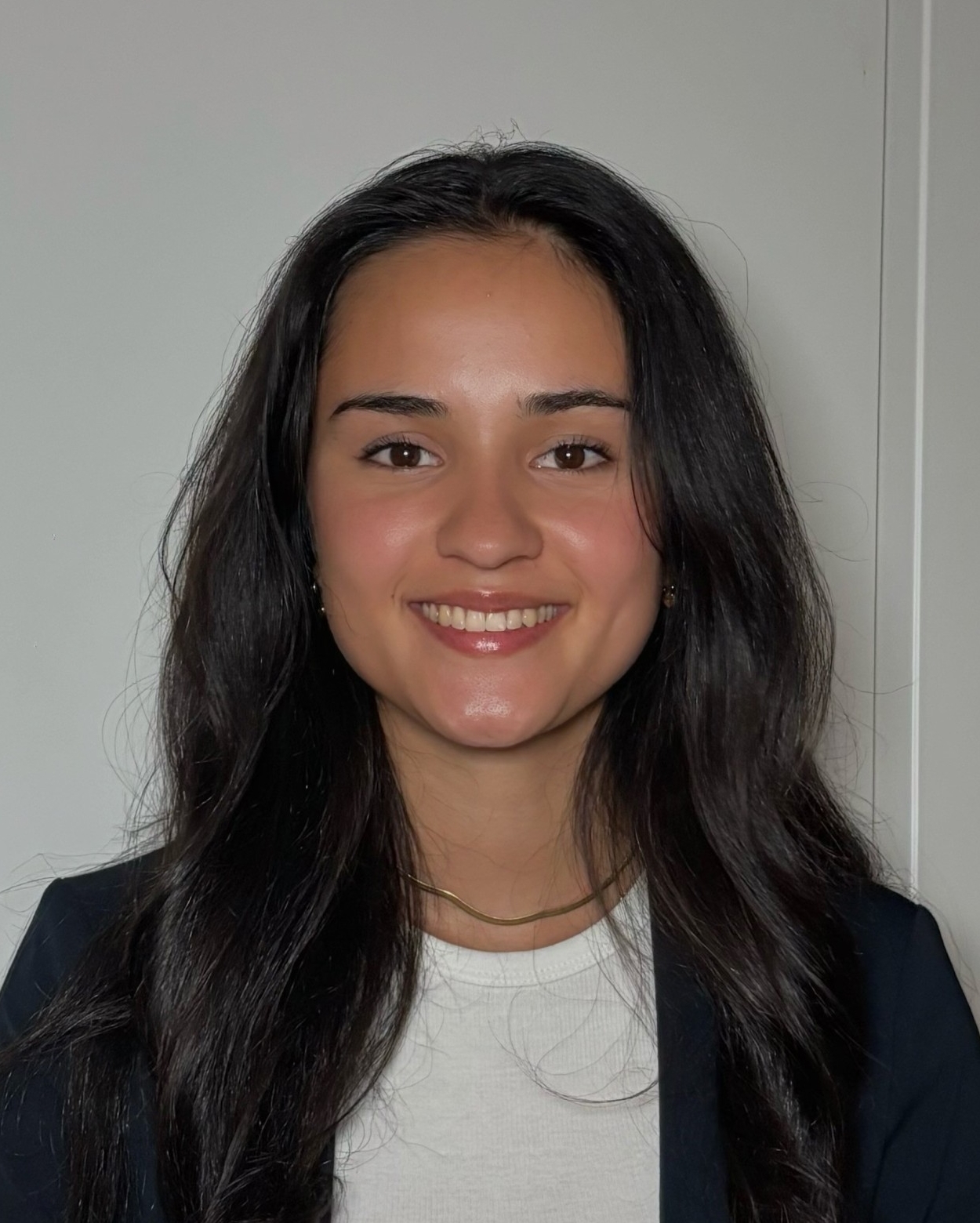 Profilbild von Elisha Ayu
