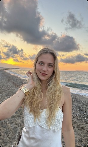 Weiteres Foto von Yana