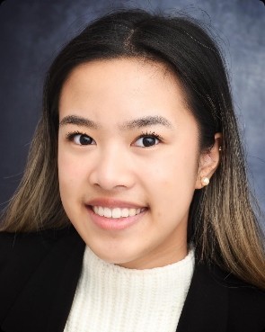 Profilbild von Adrienne