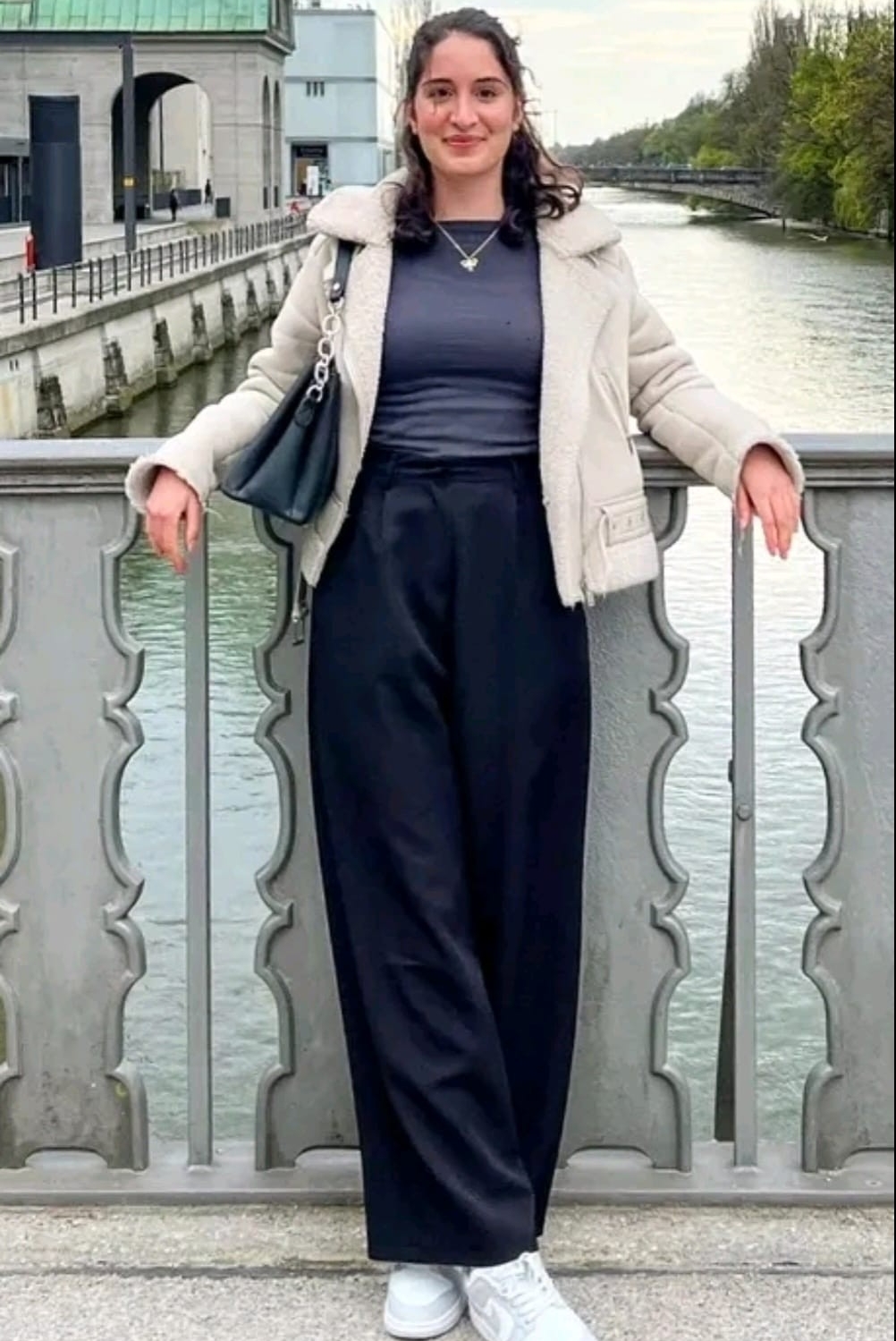 Weiteres Foto von Eslem Sümeyra