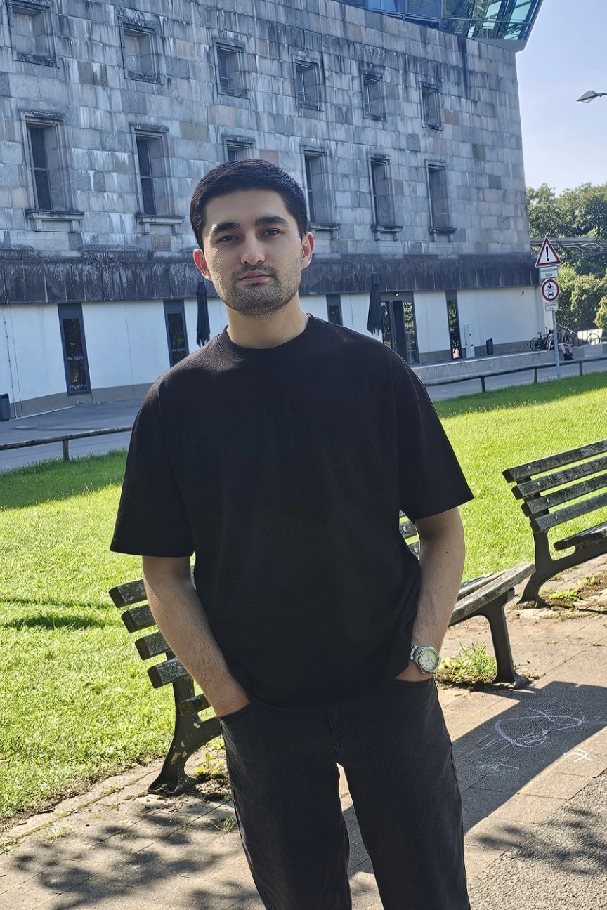 Weiteres Foto von Bekhruz