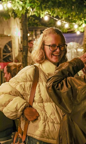 Weiteres Foto von Laura