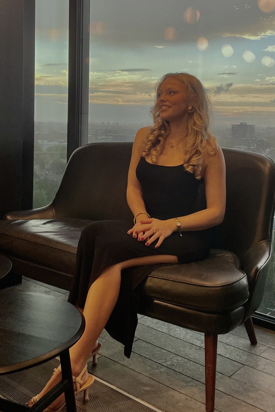 Weiteres Foto von Leslie Adriana