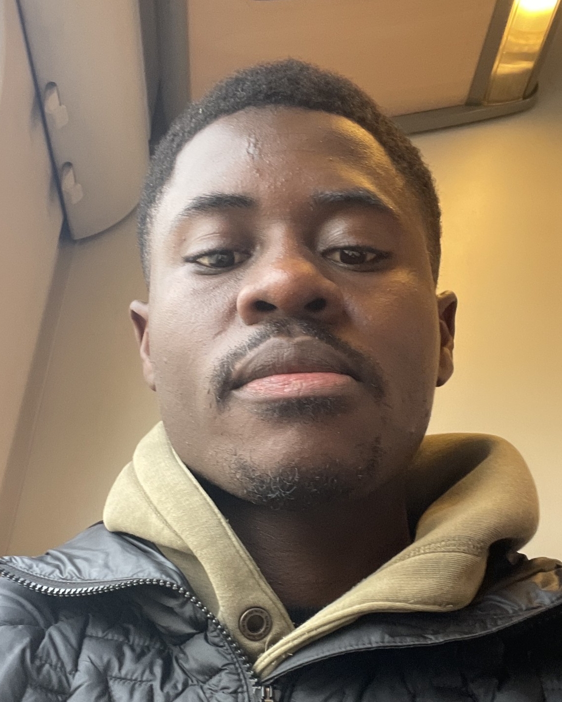 Profilbild von Merloz Synclair