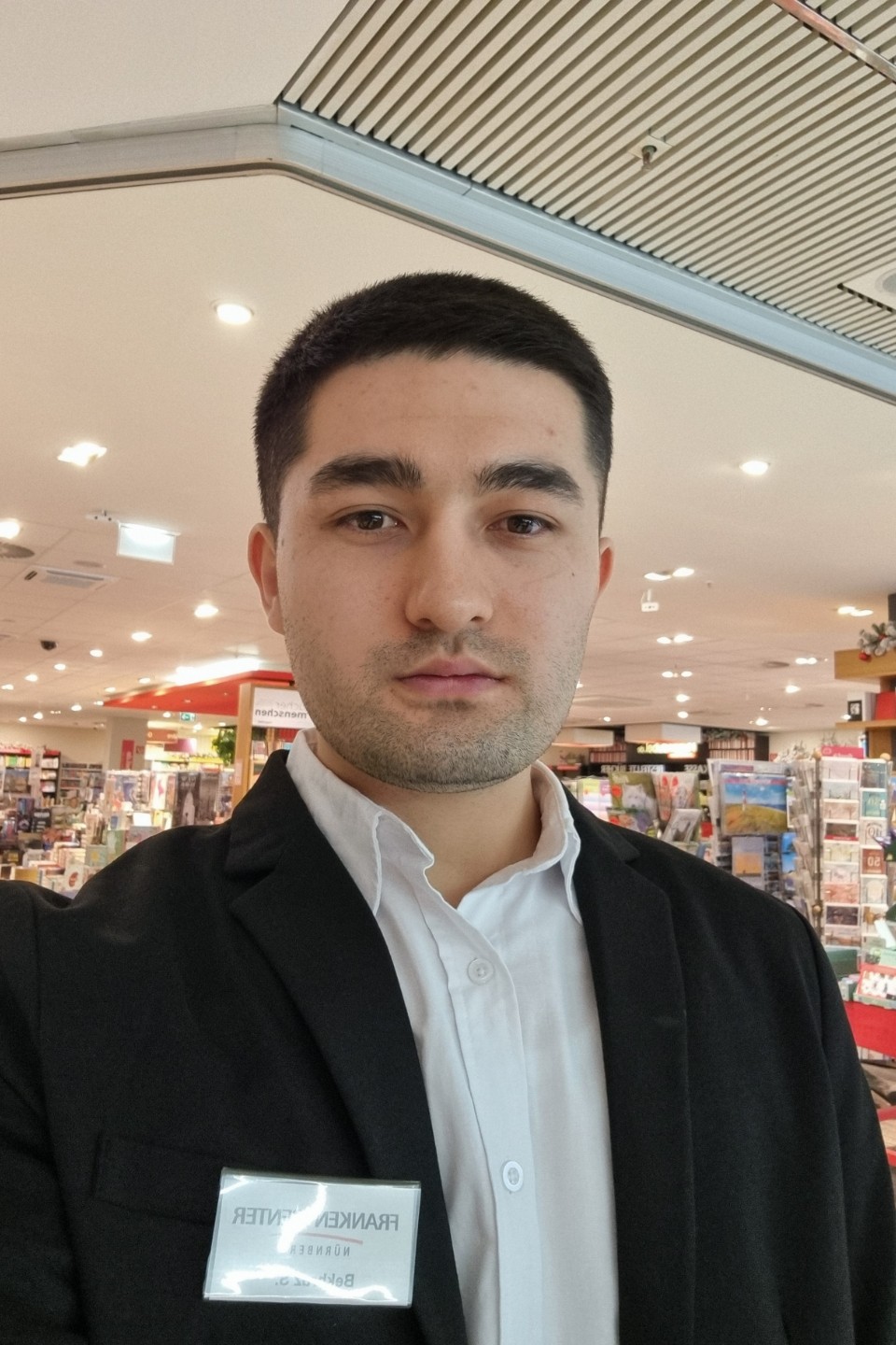 Weiteres Foto von Bekhruz