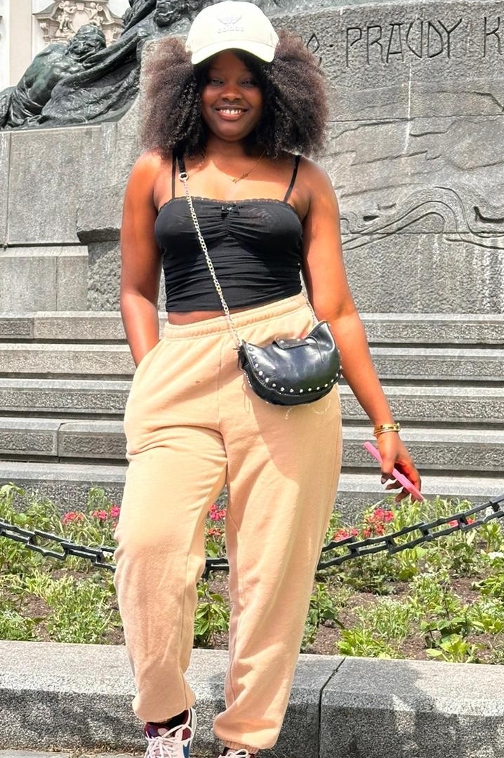 Weiteres Foto von Chisine kreola