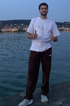 Weiteres Foto von Huzaifa