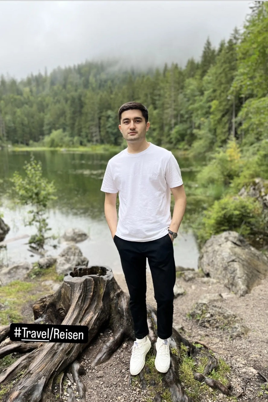 Weiteres Foto von Bekhruz