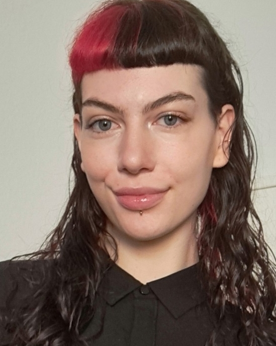 Profilbild von Yasmina