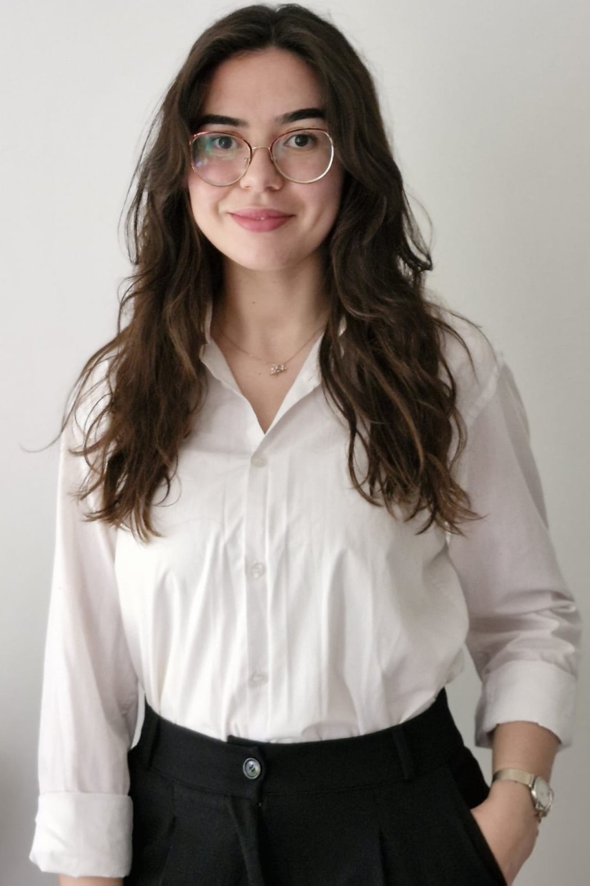 Weiteres Foto von Yesmine