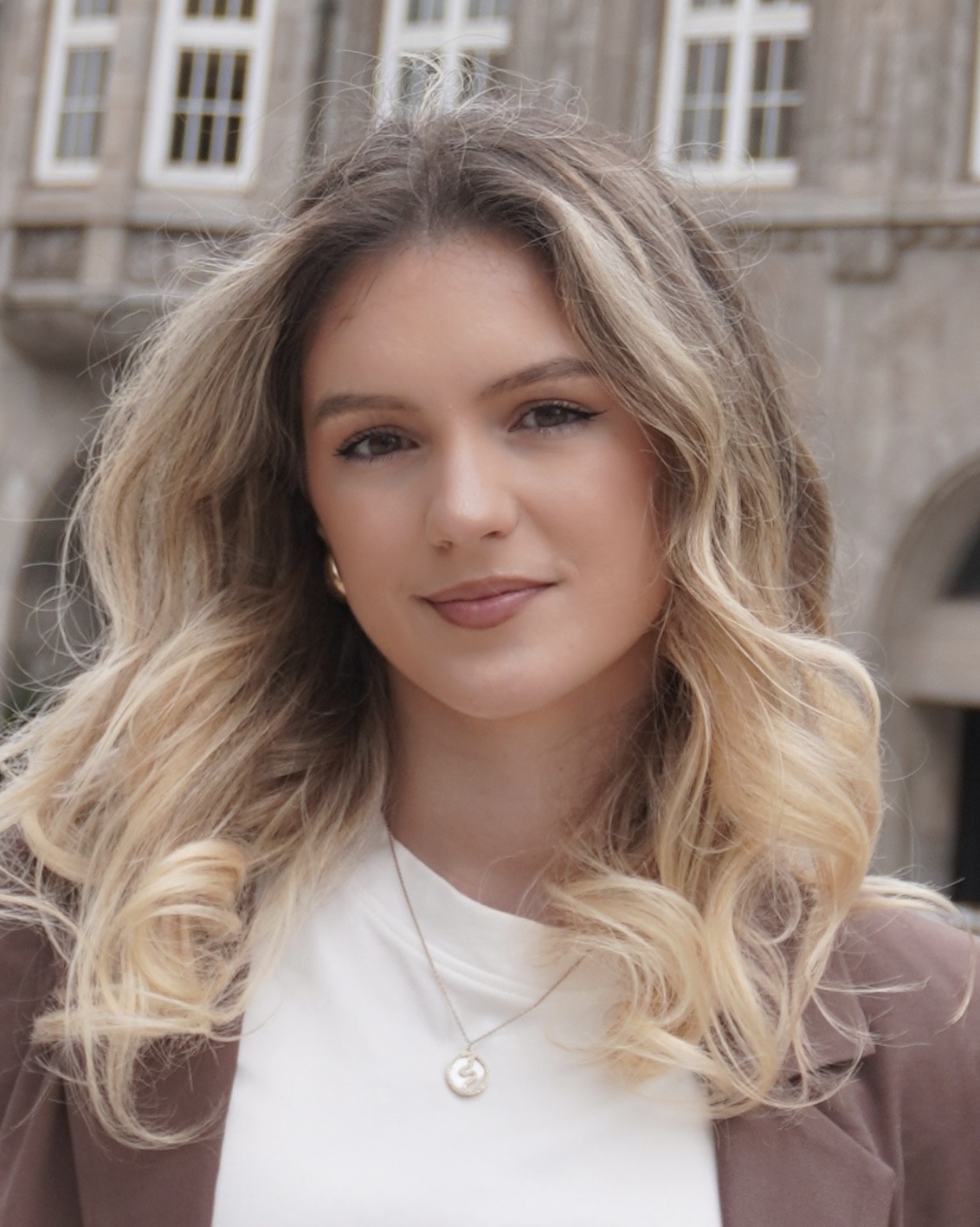 Profilbild von Madalina