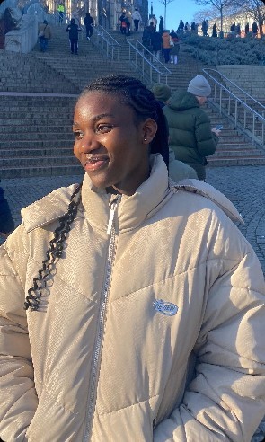 Weiteres Foto von Joela Merveilles