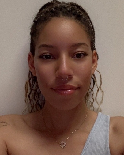 Profilbild von India Blue