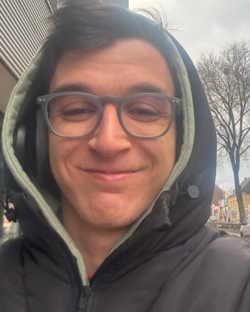 Profilbild von Ayoub