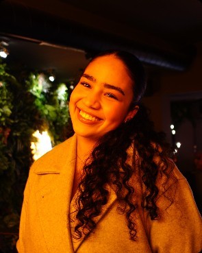 Profilbild von Mobina