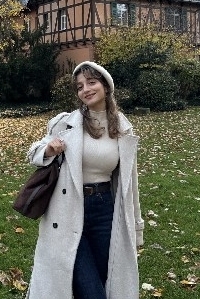 Weiteres Foto von Zeynep Neda