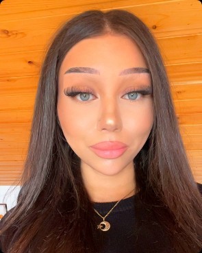 Profilbild von Yasmin