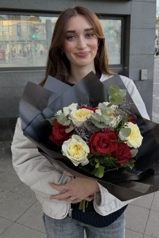 Weiteres Foto von Mirra