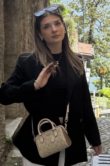 Weiteres Foto von Jaquelina