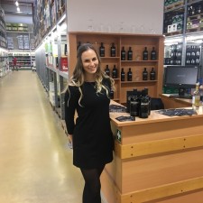 Maria bei der Arbeit