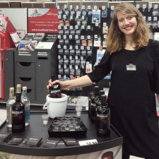Nanette bei der Arbeit