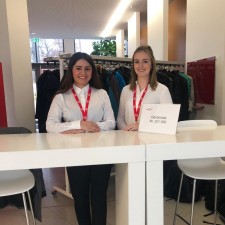 Dania bei der Arbeit