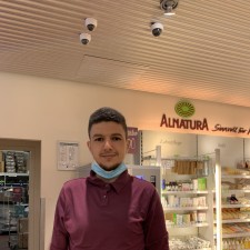 Hamza bei der Arbeit