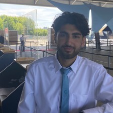 Selemaan bei der Arbeit