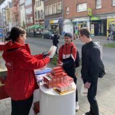Sibel bei der Arbeit