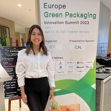 Catharine bei der Arbeit