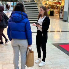 Marlene bei der Arbeit