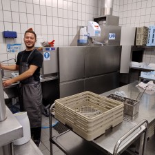 Egemen bei der Arbeit