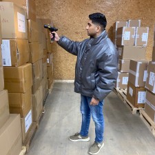 Ali Raza bei der Arbeit