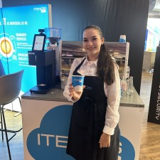 Yuliia bei der Arbeit