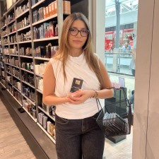 Nudem bei der Arbeit