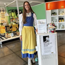 Adelina bei der Arbeit