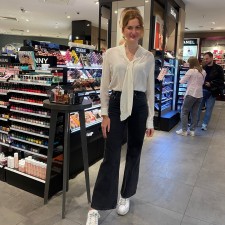Lucia bei der Arbeit