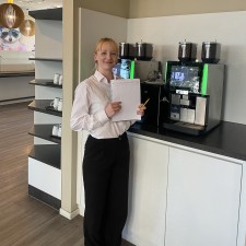 Sarah bei der Arbeit