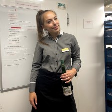Helena bei der Arbeit