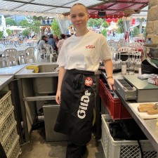 Charline Theresa bei der Arbeit