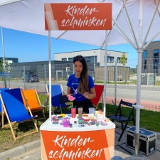 Selin bei der Arbeit