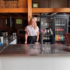 Yasmin bei der Arbeit