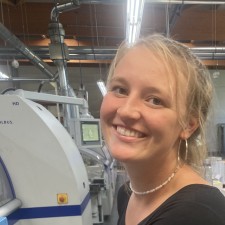 Lara bei der Arbeit