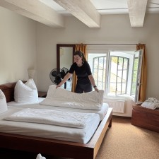 Bernadette bei der Arbeit